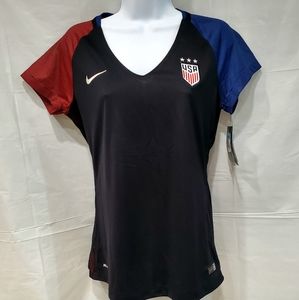 Nike USA Women's Soccer Jersey Size Medium